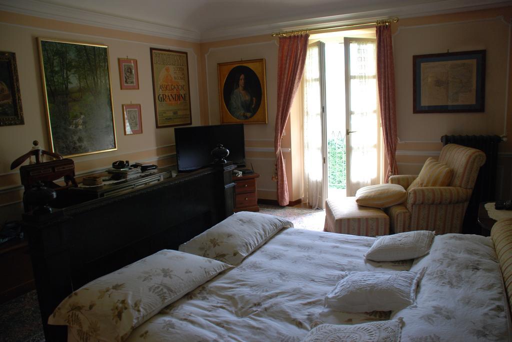 Villa Mirano Bed & Breakfast Piossasco Oda fotoğraf